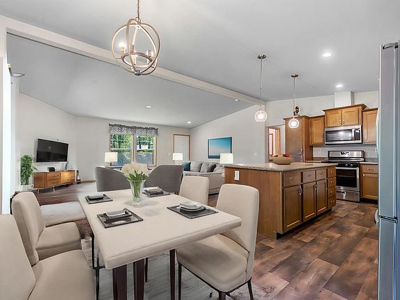 2nd image of 3583 Pine Ridge Rd