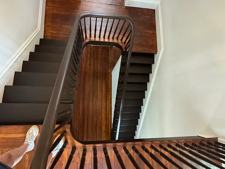 205 Railroad Rd — Photo 11