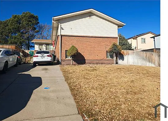 2255 S Tejon St — Photo 1