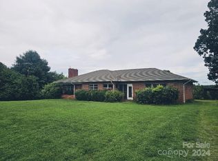 2584 Zion Church Rd, Hickory, NC 28602