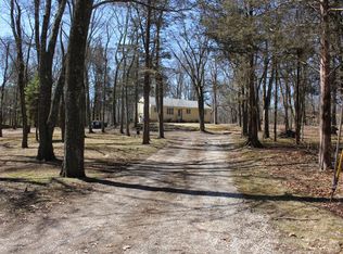 1135 Sperry Rd, Cheshire, CT 06410