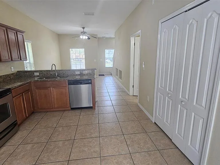 8548 Gablebend Way — Photo 21