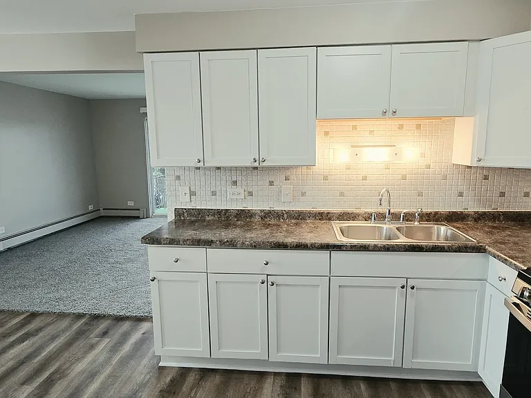 7800 Rutherford Ave #3N — Photo 2