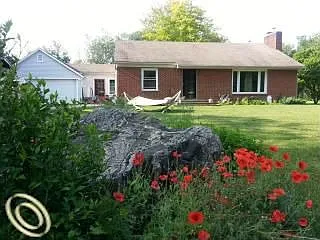 4160 E Allen Rd photo 1