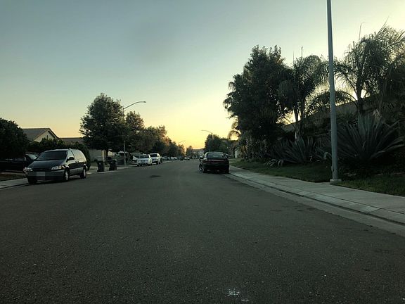 4th image of 5127 Alee Ln