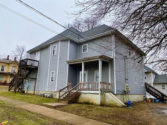 2nd image of 716 W Market St