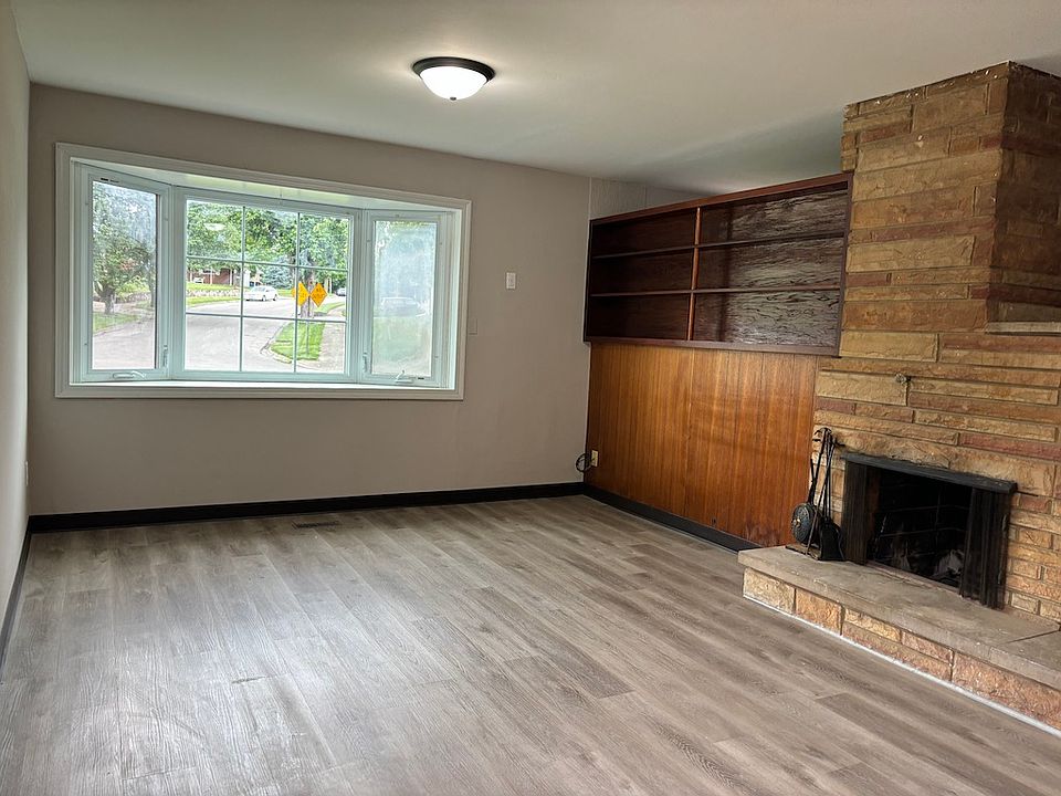 1st image of 480 Hayden Ave
