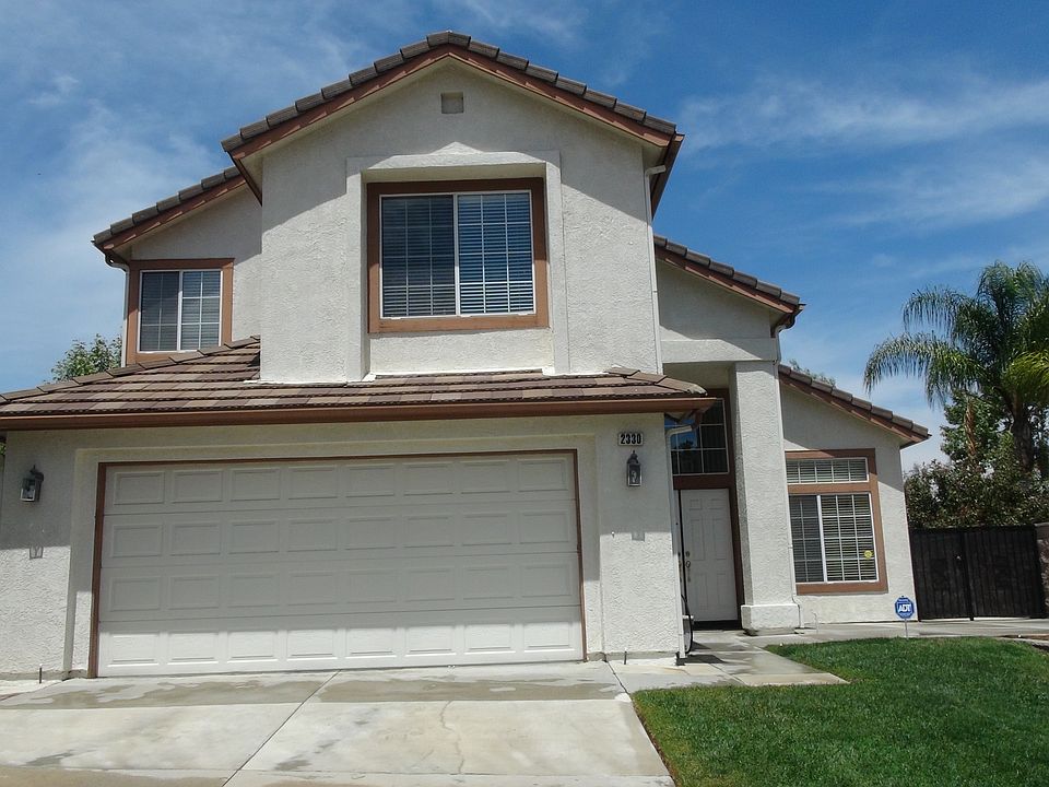 1st image of 2330 Avenida La Paz