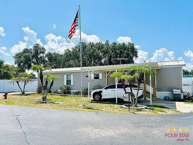 1st image of 34205 Park Ln #15