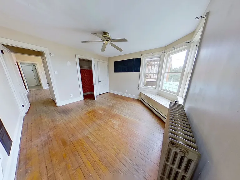 983 E Philadelphia St #1 — Photo 2