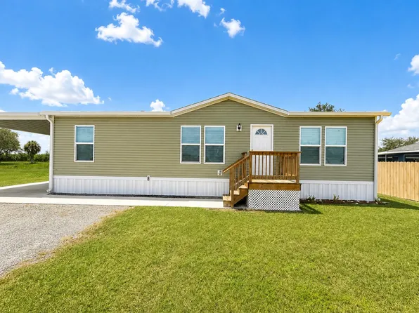 1121 ORANGE Loop, Okeechobee, FL 34974