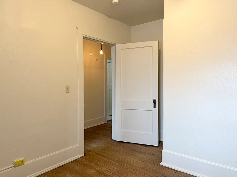 232 S Summit St #A-1 — Photo 9