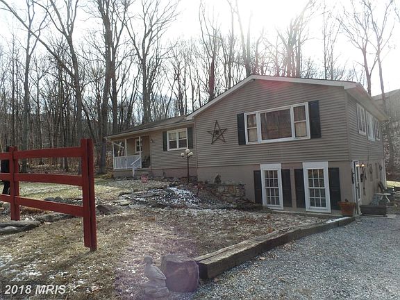 3rd image of 192 Sylvan Ln