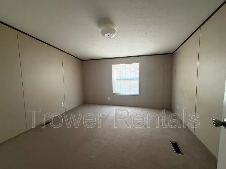 14301 W County Road 178 — Photo 4