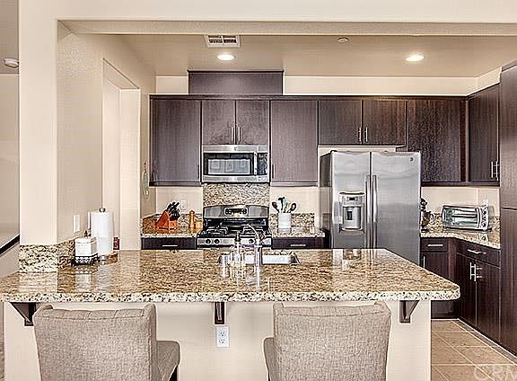 5th image of 43070 Avenida Amistad