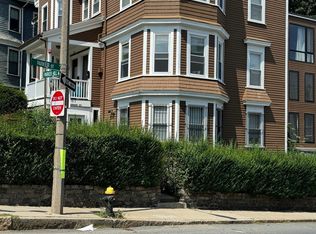 813 Parker St #3A, Roxbury Crossing, MA 02120