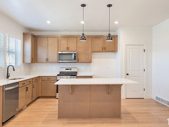 5th image of 9340 N Vernham Ln