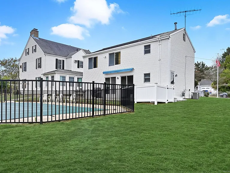 3430 Park Ave — Photo 32