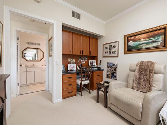 5th image of 1 Baldwin Ave APT 822