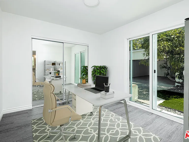 8718 Rosewood Ave — Photo 11