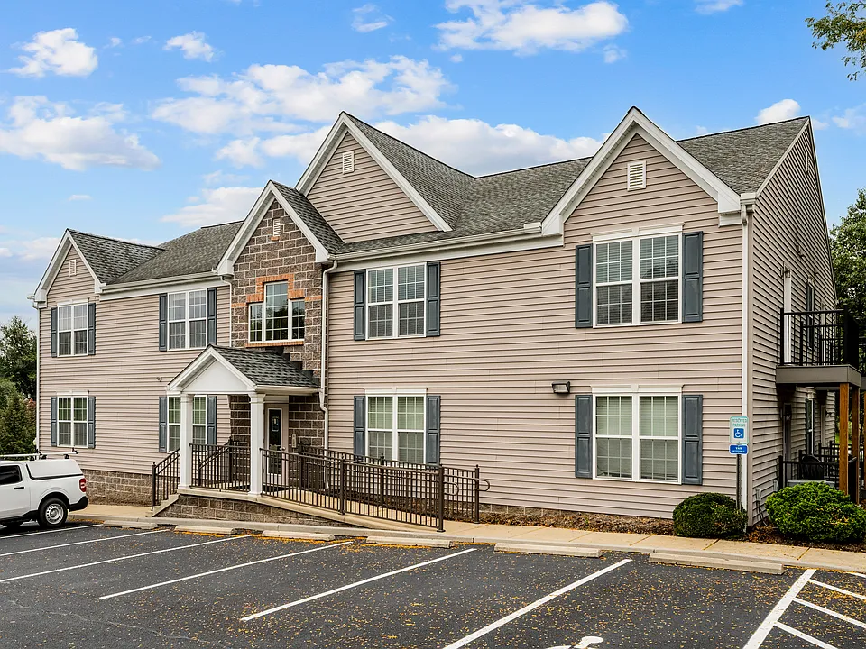 Hempfield Commons