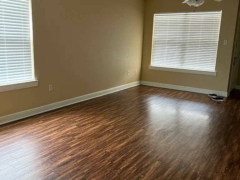 206 E 5th Ave #206 — Photo 2