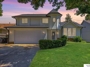 3713 S 155th St, Omaha, NE 68144