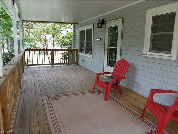 4th image of 1308 McGuinn Dr