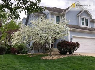 9151 W 121st St, Overland Park, KS 66213