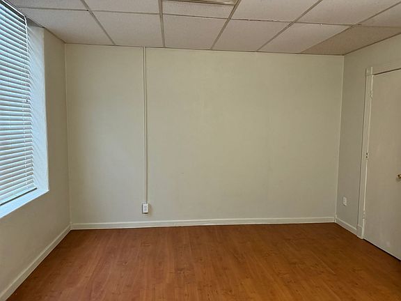 3rd image of 301 W Commerce Ave #1