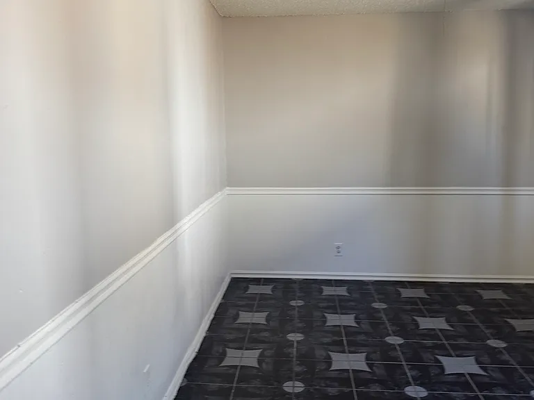 4483 Vegas Valley Dr — Photo 2