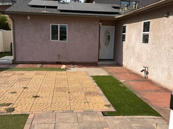 1494 Greenfield Dr, El Cajon, CA 92021
