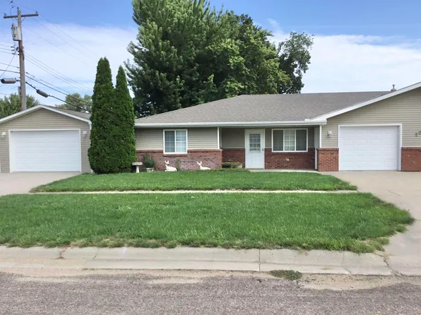 202 E 3rd St #A, Wisner, NE 68791