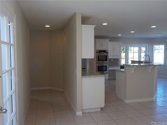 5th image of 26457 Emerald Dove Dr