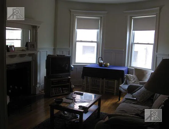 Building Photo - 1788 Beacon St #6A