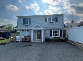 1933 13th St, Bethlehem, PA 18020