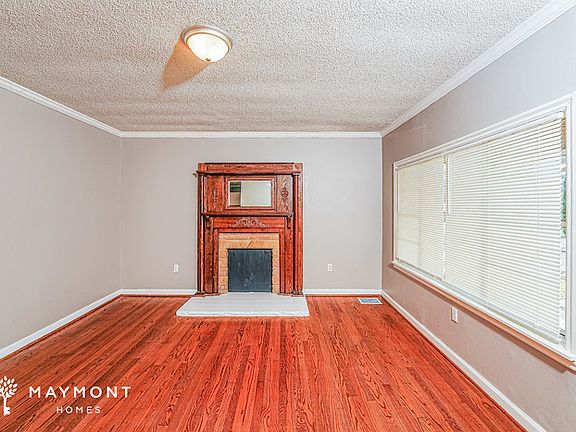 5th image of 1032 Melody Dr