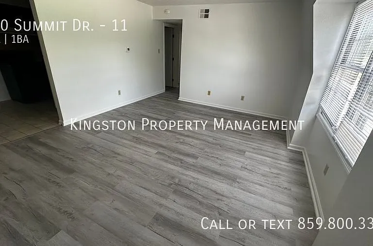 100 Summit Dr #11 — Photo 2