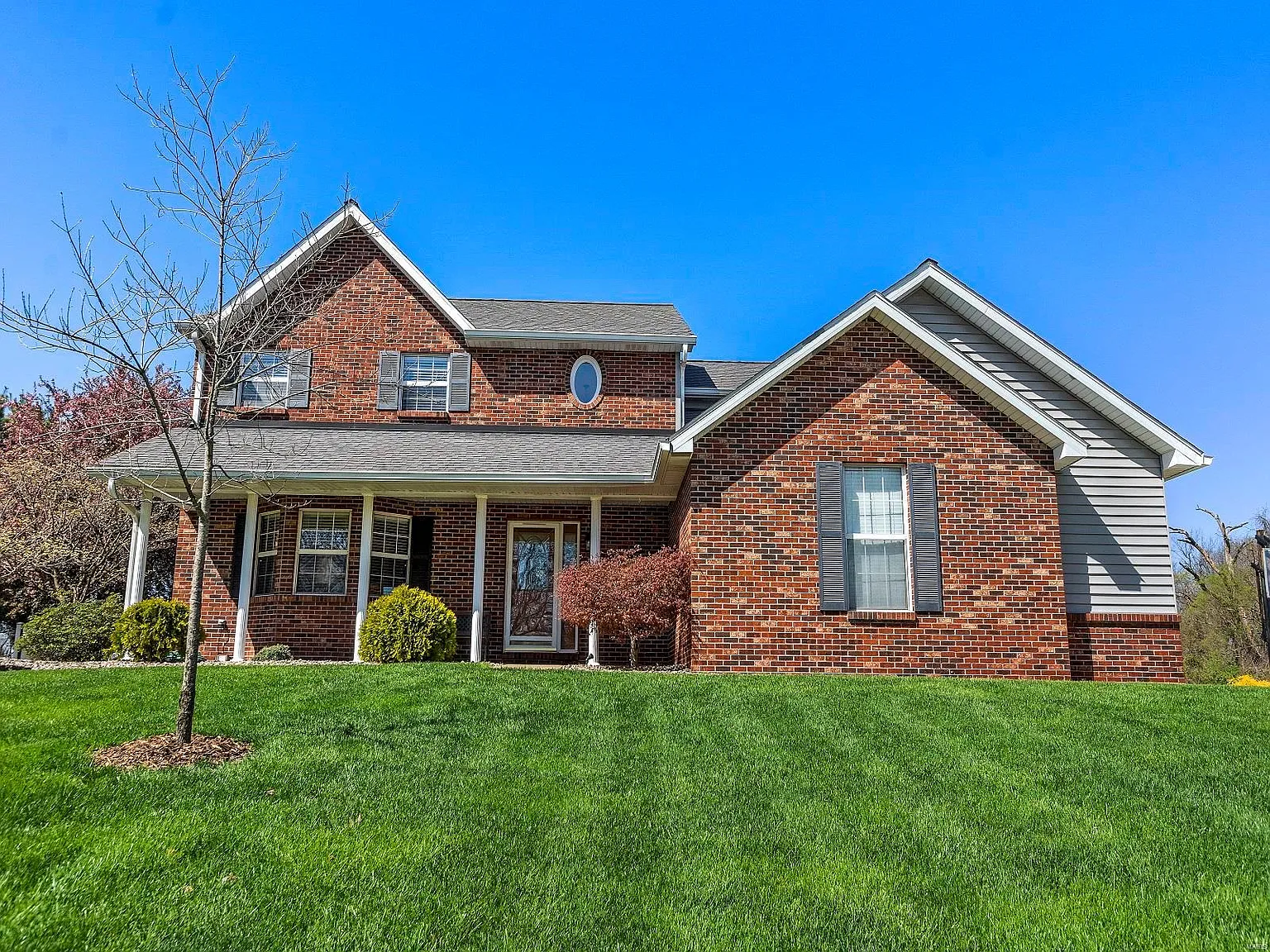 140 Pineywoods Dr photo 1