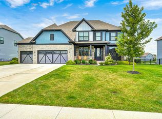 5365 Rose Dr, Zionsville, IN 46077