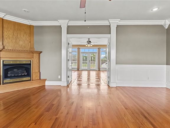5th image of 2562 Prairie View Rd