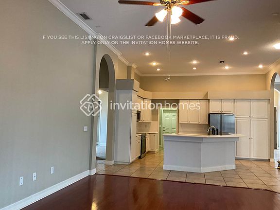 4th image of 10117 Vista Pointe Dr