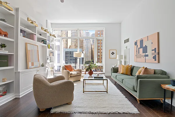 Sold by Compass | media 2