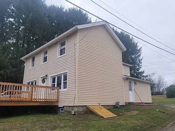 3rd image of 305 Stewart St
