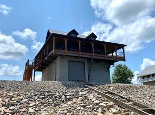 70 Barefoot Trl, Adamsville, TN 38310