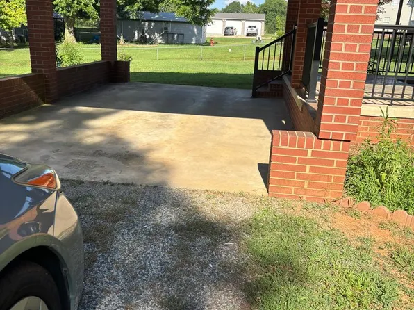 1060 Choate Rd, Salisbury, NC 28146