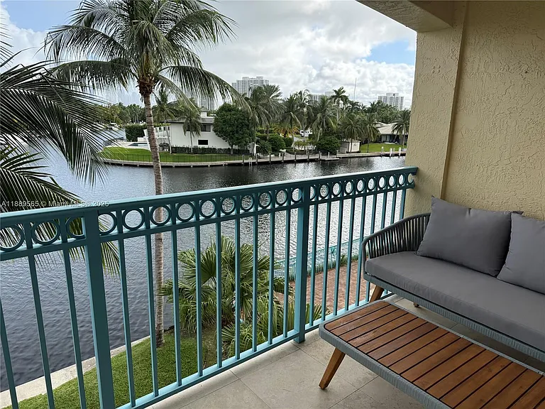 201 Golden Isles Dr #302 — Photo 11