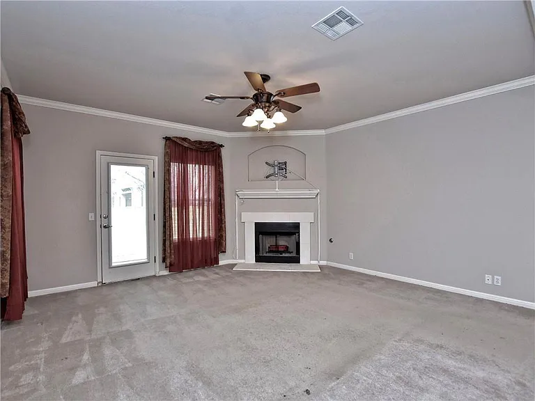 4018 Cargill Dr — Photo 7