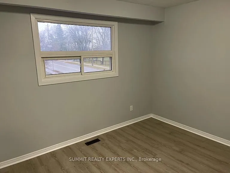 40 Thorsby Ct — Photo 9