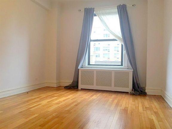 5th image of 311 E 72nd St APT 7b